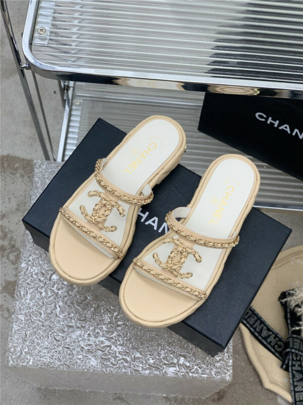 Chanel new silk sheepskin slippers