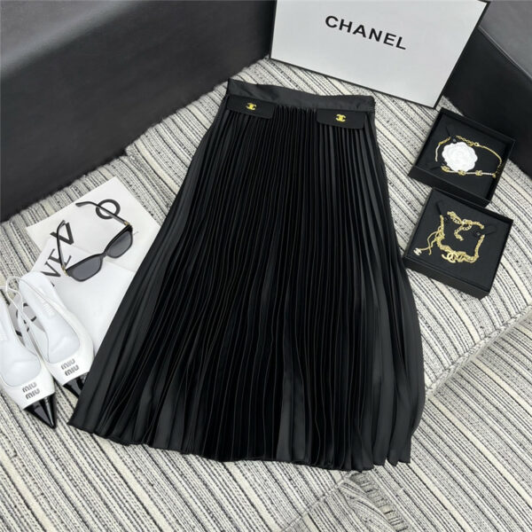 chanel press fold skirt