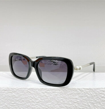 Chanel new exquisite small pearl sunglasses
