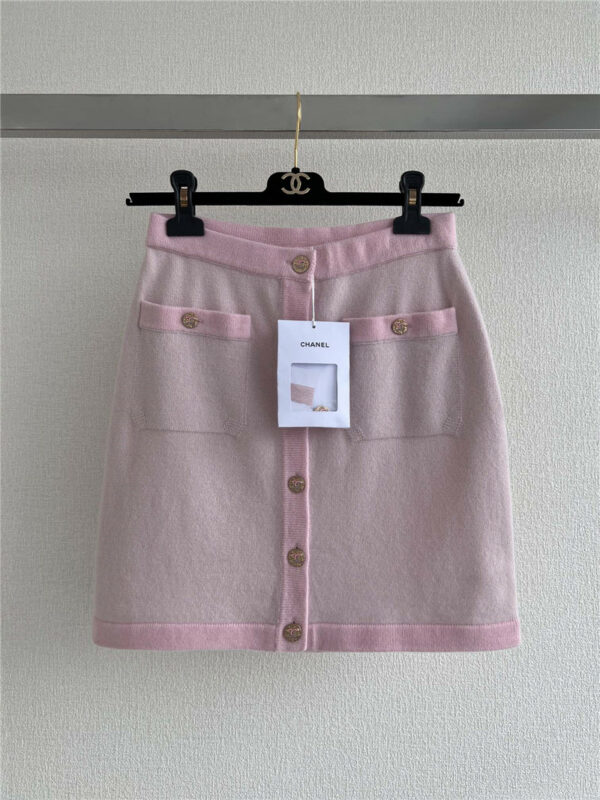 Chanel single breasted contrast color knitted skirt