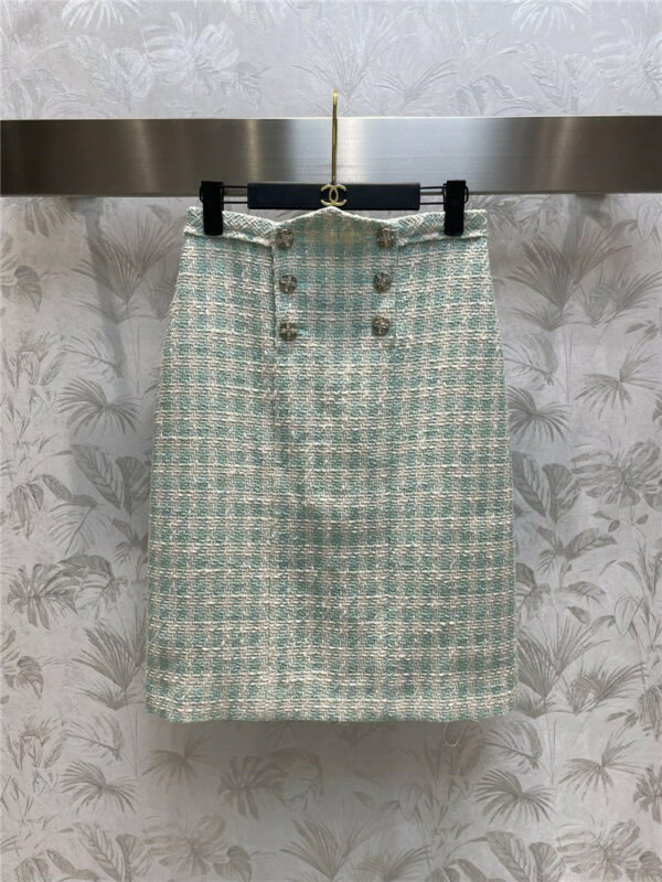 Chanel half double breasted woven skirt