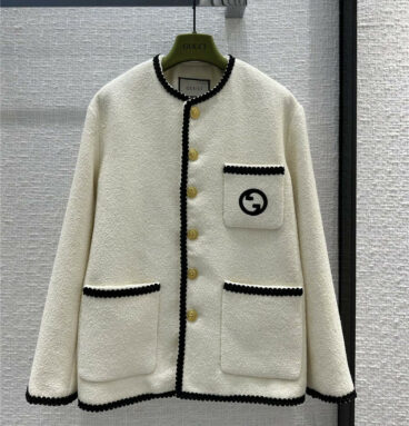 gucci logo embroidery gold buckle tweed jacket
