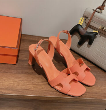 Hermès early spring counter new high-heeled sandals