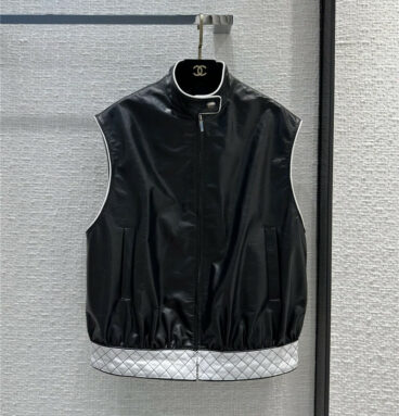 CHANEL pressure line design standing collar leather vest