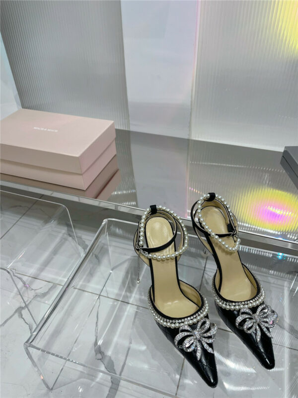 𝙈𝘼𝘾𝙃 & 𝙈𝘼𝘾𝙃 stunning high heel sandals