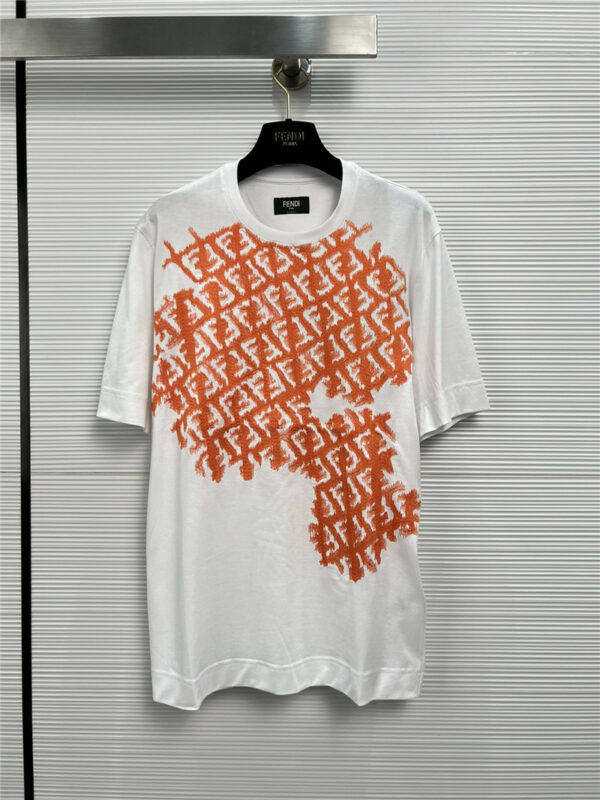 fendi orange logo embroidered t shirt