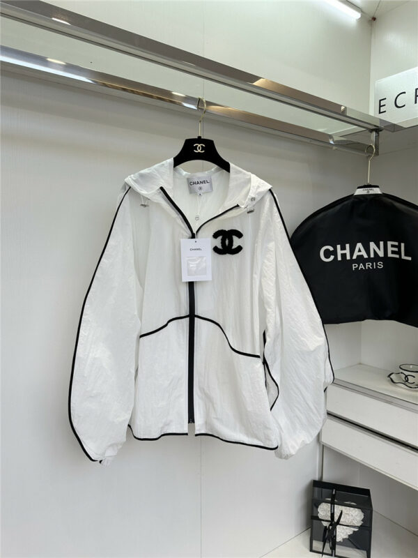 Chanel double C letter boyfriend wind coat