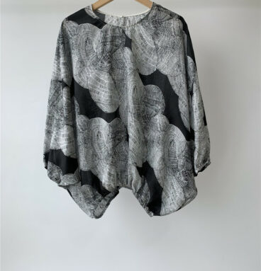 Hermès black and white printed dolman sleeve silk top