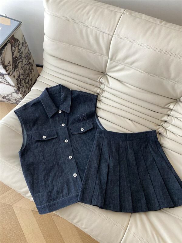 miumiu washed blue denim vest shirt pleated skirt suit