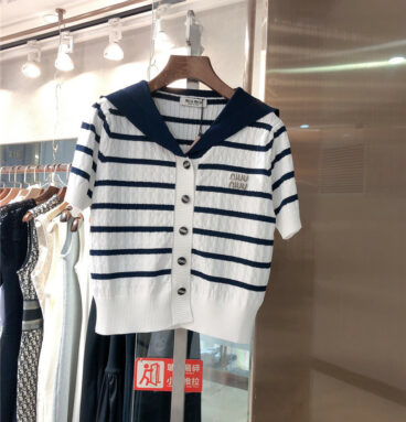 miumiu spring and summer stripe navy V -neck shirt