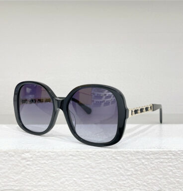 Chanel new trendy luxury atmosphere sunglasses