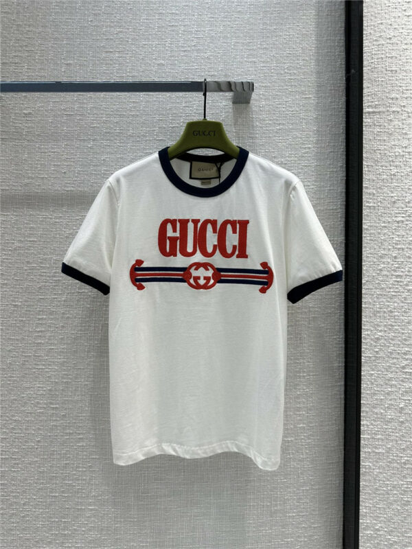gucci navy style large logo embroidered cotton T-shirt