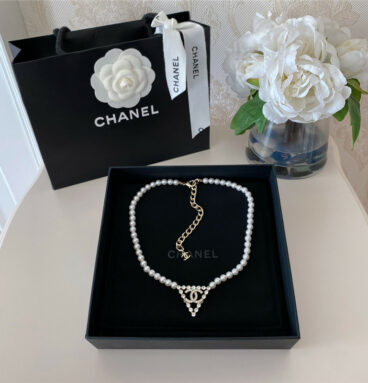 Chanel triangular full diamond double c pearl necklace