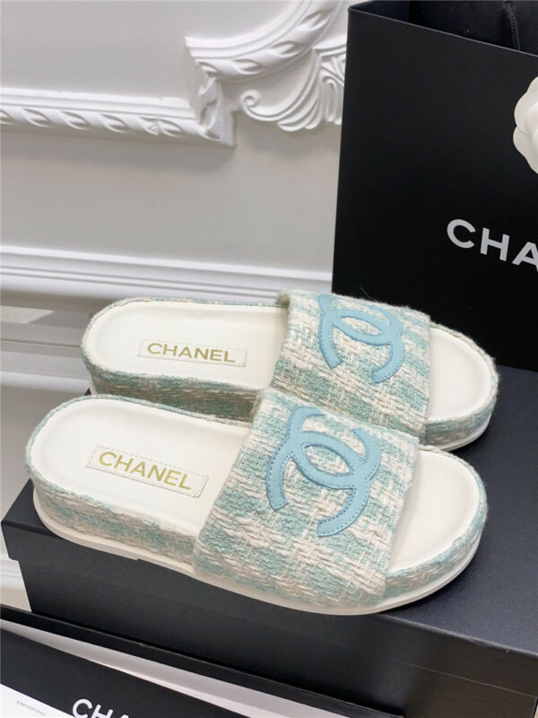 Chanel new big Logo slippers