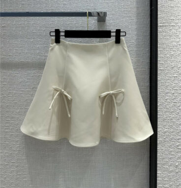 valentino bow-embellished high-waisted skirt