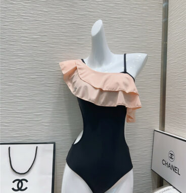 chanel show leader swimsuit