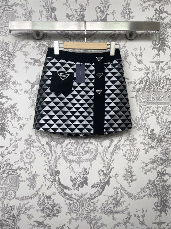prada summer new geometric skirt