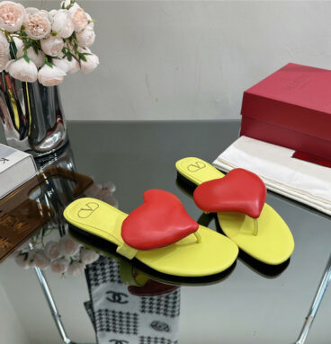 valentino Valentine's Day limited new slippers