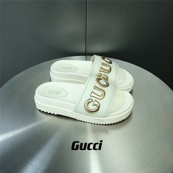 gucci letter logo platform slippers