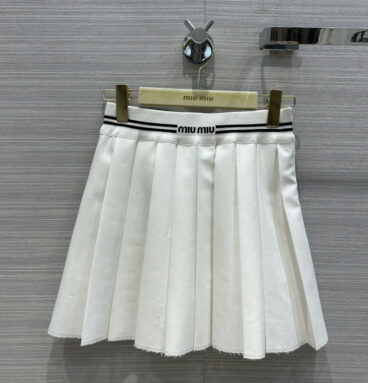 miumiu jk wind pure girl white pleated skirt