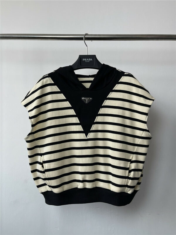 prada striped color contrast hooded sleeveless T-shirt