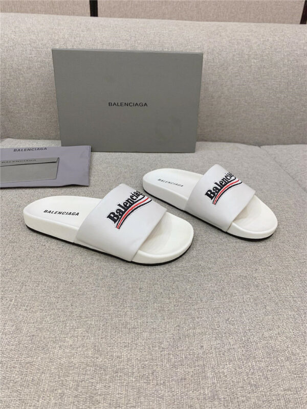 Balenciaga new casual slippers