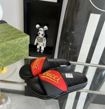 gucci Couple's Unisex Good Game Slippers