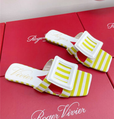 Roger vivier embroidered buckle mules