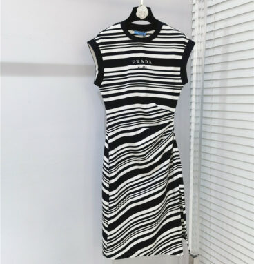 Prada summer new zebra print sleeveless waist dress
