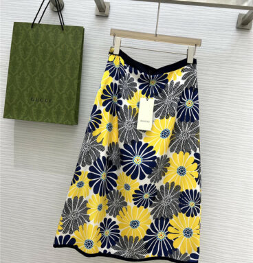 gucci flower print skirt