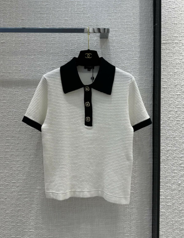 Chanel black lapel short sleeve sweater