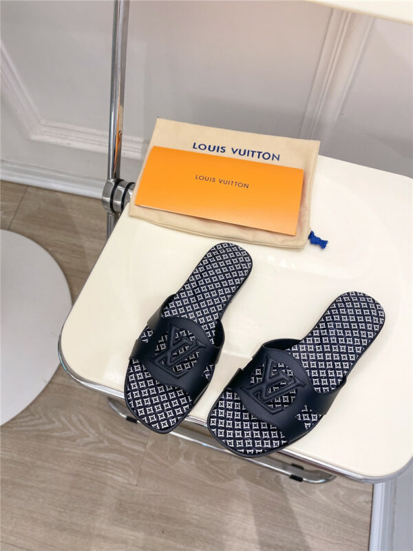 louis vuitton LV new hollow slippers