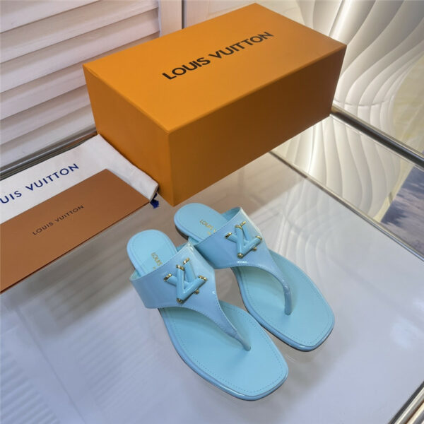 louis vuitton LV latest flip flops slippers