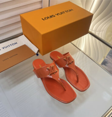 louis vuitton LV latest flip flops slippers
