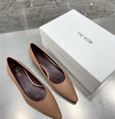 The row new French pointed toe chunky low-heeled shoes