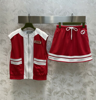 gucci color contrast vest + high waist sports skirt suit