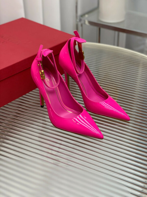 valentino high heel pointed shoes