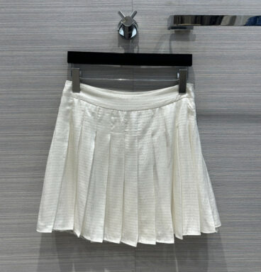 prada new skirt