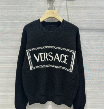 versace LaVacanza classic letter sweater