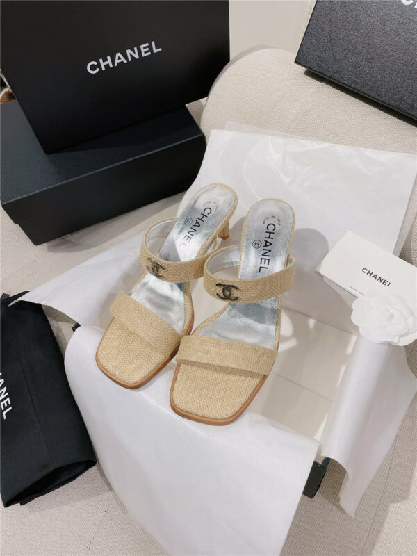 Chanel double C word with high-heeled sandals and slippers