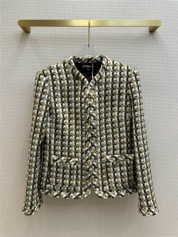 Chanel V-neck tweed cropped jacket