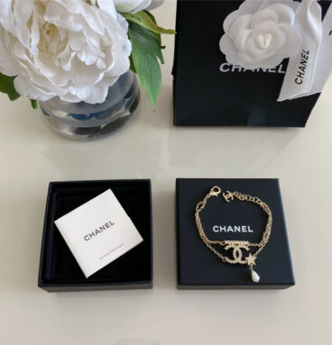 Chanel double C pendant star pearl bracelet