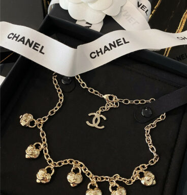 chanel chain and heart necklace
