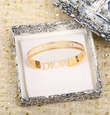 dior D letter open bracelet