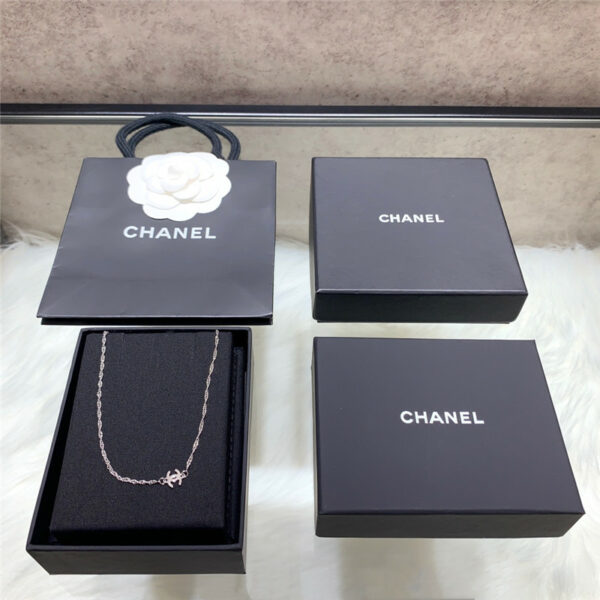 chanel twist chain necklace