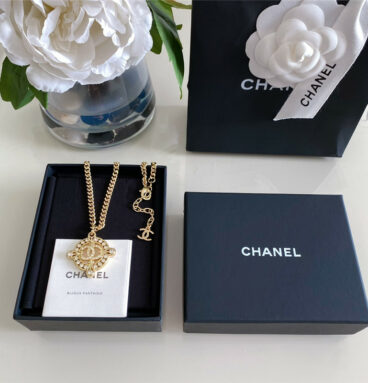 chanel round compass crystal necklace