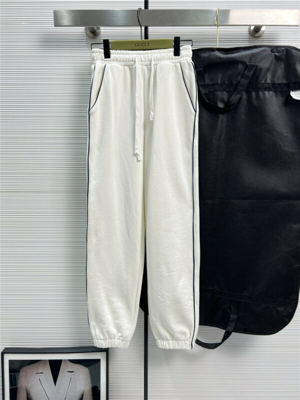 gucci GG embroidery jogging trousers