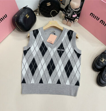 miumiu color contrast check knitted vest