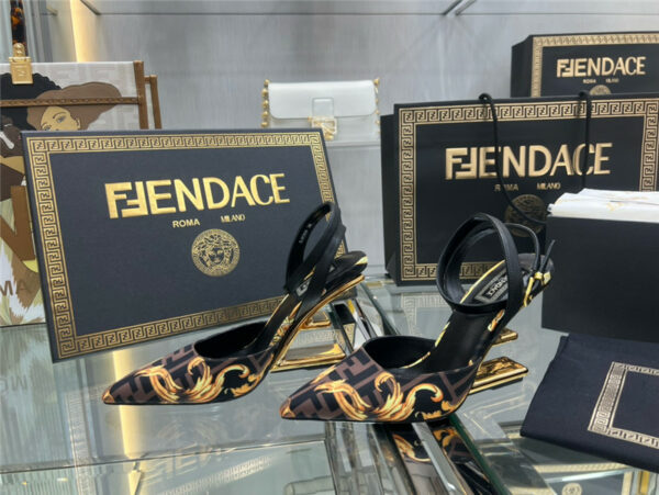 fendi F-shaped three-dimensional heel pumps