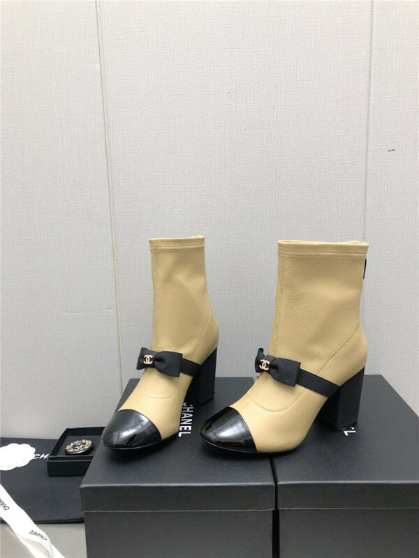 Chanel explosion bow snow white short boots